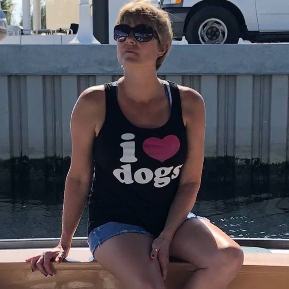 Meet your Posher, Michelle - Picture 1 of 1